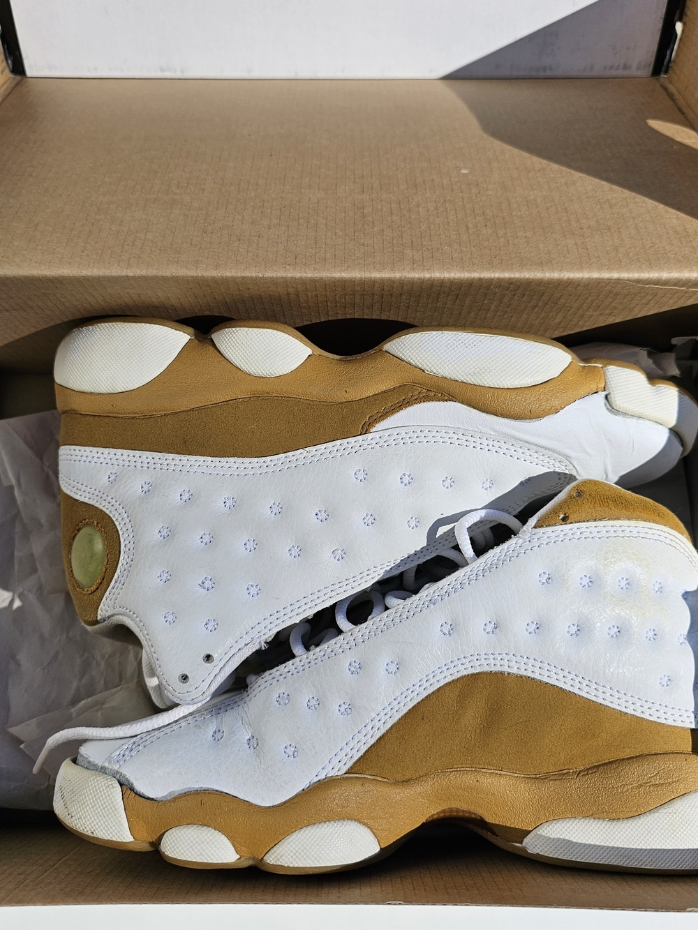 Jordan 13 "Wheat" Size 5Y